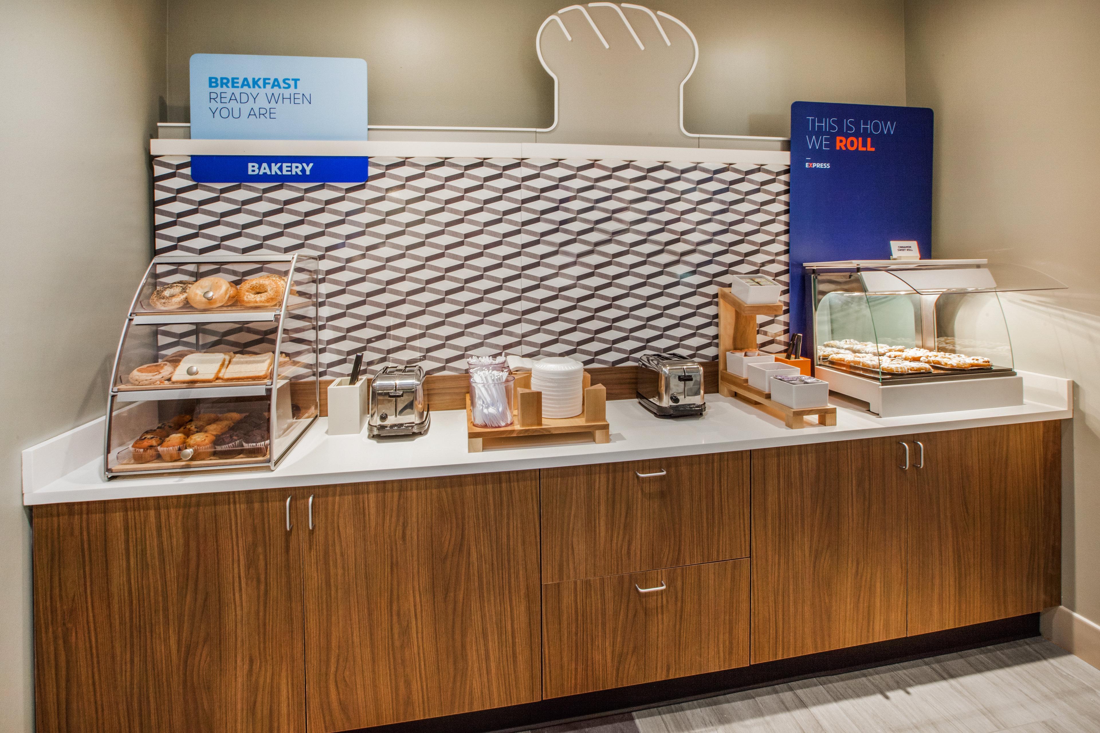 Holiday Inn Express Grover Beach-Pismo Beach Area By Ihg Exterior foto